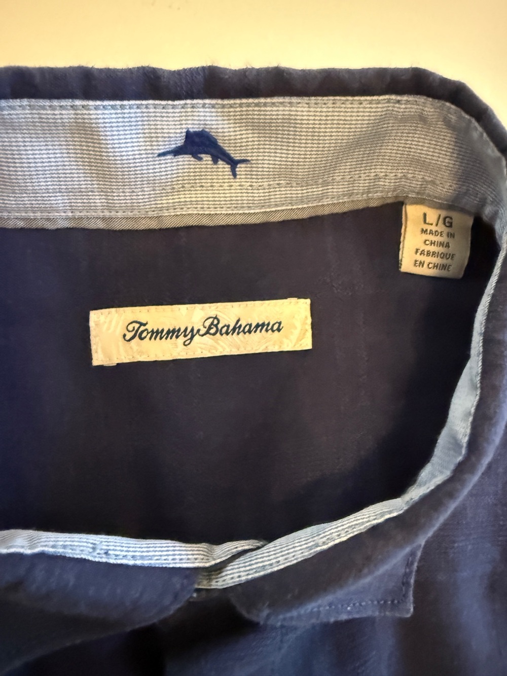 Tommy Bahama Men’s Long Sleeve Shirt – Size Large – Navy Blue – Linen Blend - Picture 5 of 15